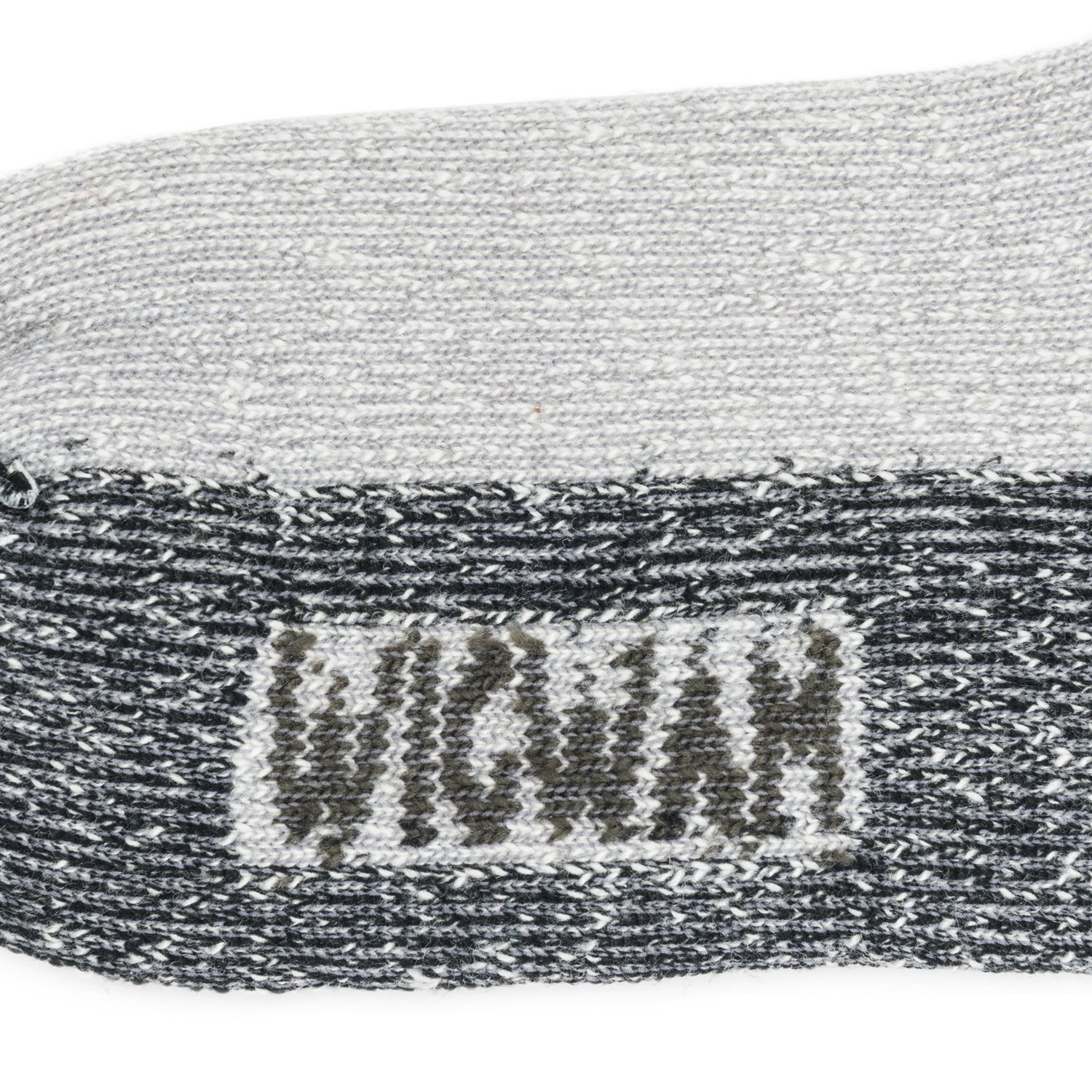 f2062_grey_black_2_1a5beb24-fb8d-4f16-b81e-2b74f749bb18.jpg